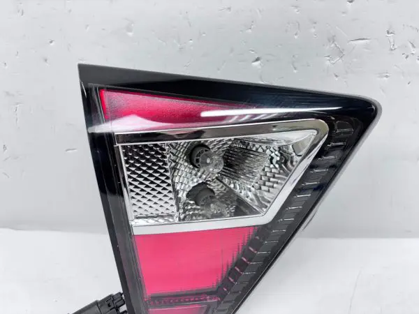 2017 2018 2019 FORD ESCAPE HALOGEN REAR LEFT INNER OEM TAIL LIGHT GJ5413A603AG - Image 4