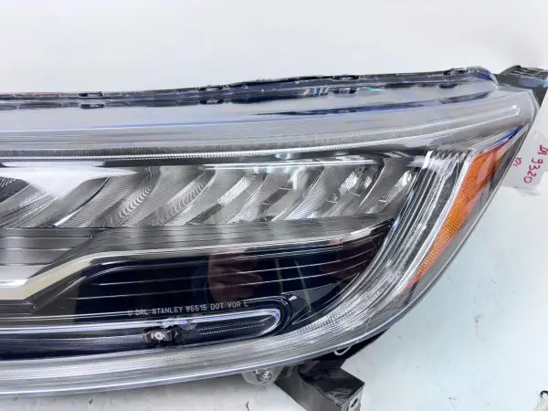 2017 2018 2019 2020 2021 2022 HONDA CRV FULL  LED FRONT LEFT OEM HEADLIGHT - Image 10
