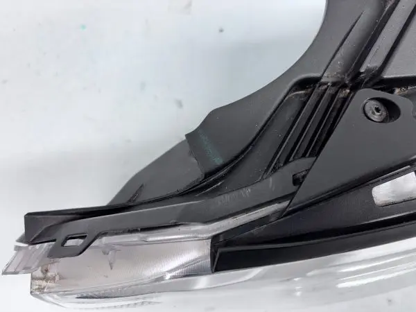 84390861  2018 2019 2010 2021 CHEVY TRAVERSE XENON HID FRONT LEFT OEM HEADLIGHT - Image 11