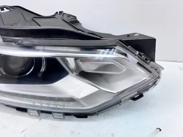84685649  2018 2019 2010 2021 CHEVY TRAVERSE XENON HID FRONT RIGHT OEM HEADLIGHT - Image 4