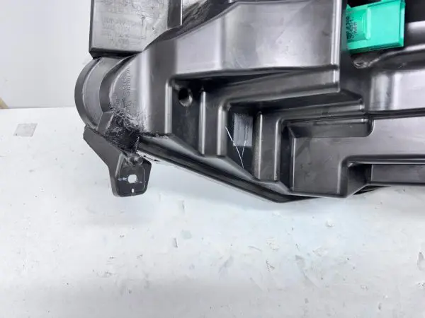 84685649  2018 2019 2010 2021 CHEVY TRAVERSE XENON HID FRONT RIGHT OEM HEADLIGHT - Image 18