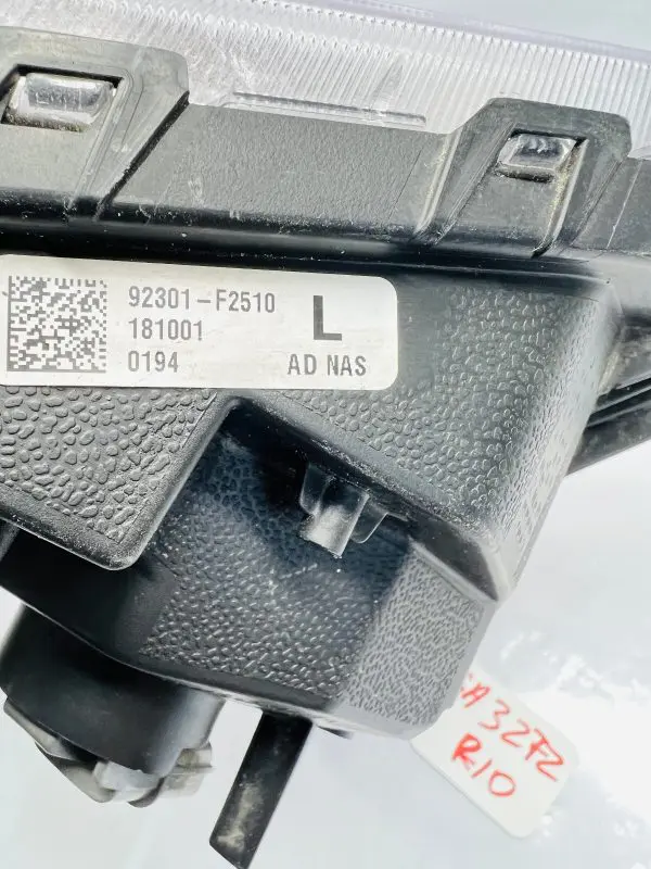 92301-F2510  2019 2020 2021 HYUNDAI ELANTRA FRONT LEFT OEM FOG LIGHT - Image 11