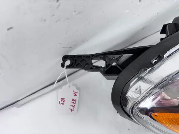 ALL TABS 2012 2013 2014 NISSAN VERSA HALOGEN FRONT RIGHT CAPA  HEADLIGHT - Image 12