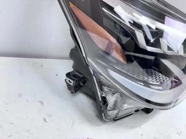 ALL TABS 2020 2021 2022 2023 LEXUS GX GX460 FULL LED FRONT RIGHT OEM HEADLIGHT - Image 4