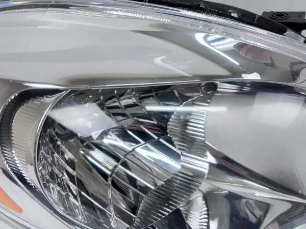 ALL TABS 2012 2013 2014 NISSAN VERSA HALOGEN FRONT RIGHT CAPA  HEADLIGHT - Image 17
