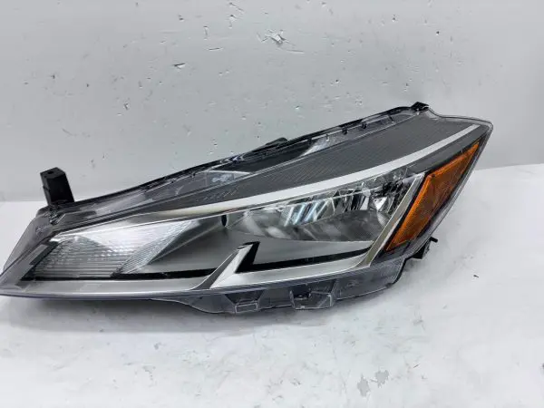 260605R00A  2021 2022 2023 NISSAN KICKS HALOGEN FRONT LEFT OEM HEADLIGHT - Image 2