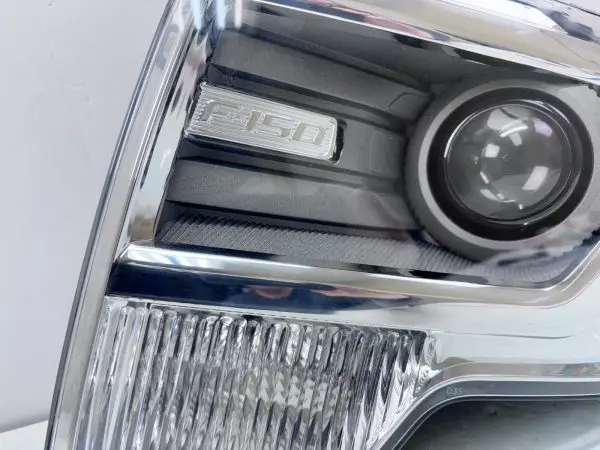 NICE 2009 2010 2011 2012 2013 2014 FORD F150 XENON HID FRONT LEFT OEM HEADLIGHT - Image 3