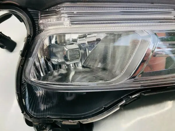 2017 2018 HYUNDAI SANTA FE LED FRONT RIGHT OEM FOG LIGHT RUNNING 92202-4Z510 - Image 6