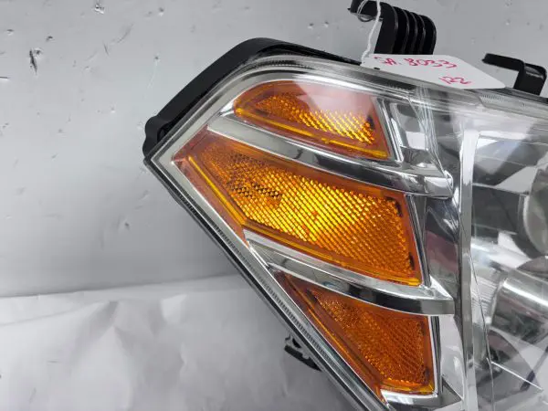 2009 2010 2011 2012 2013-2021 NISSAN FRONTIER HALOGEN FRONT RIGHT OEM HEADLIGHT - Image 12