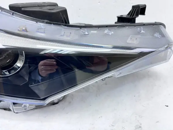 92102-AB100 2021 2022 2023 HYUNDAI ELANTRA HALOGEN LED FRONT RIGHT OEM HEADLIGHT - Image 4