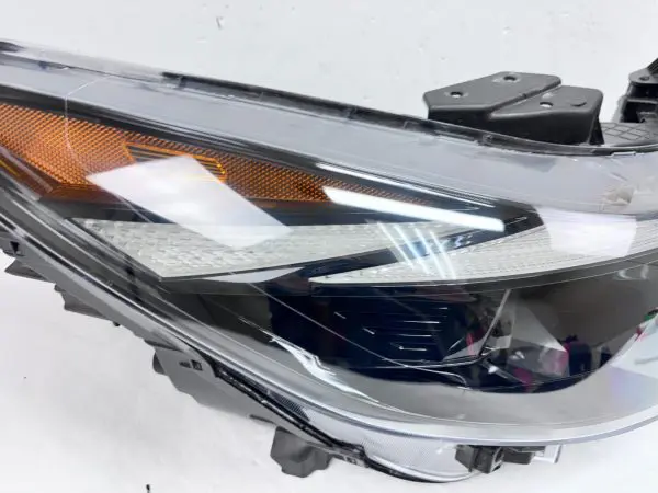 92102-AB100 2021 2022 2023 HYUNDAI ELANTRA HALOGEN LED FRONT RIGHT OEM HEADLIGHT - Image 9