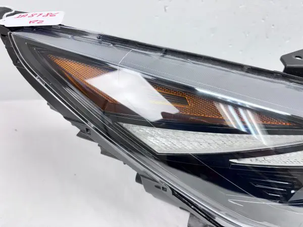 92102-AB100 2021 2022 2023 HYUNDAI ELANTRA HALOGEN LED FRONT RIGHT OEM HEADLIGHT - Image 10