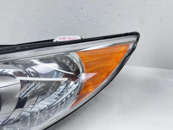 2011 2012 2013 2014 HYUNDAI SONATA HALOGEN FRONT LEFT OEM HEADLIGHT - Image 5