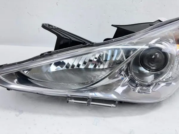 2011 2012 2013 2014 HYUNDAI SONATA HALOGEN FRONT LEFT OEM HEADLIGHT - Image 10