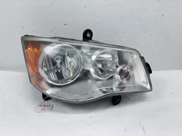 05113336AE 2011-2017 2018 2019 DODGE GRAND CARAVAN FRONT RIGHT OEM HEADLIGHT