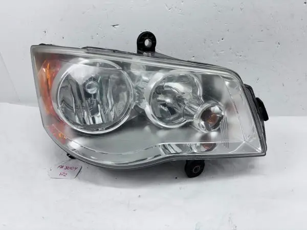 05113336AE 2011-2017 2018 2019 DODGE GRAND CARAVAN FRONT RIGHT OEM HEADLIGHT - Image 2