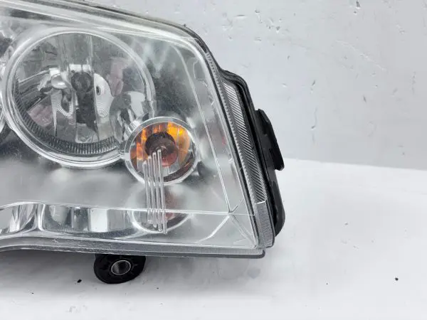 05113336AE 2011-2017 2018 2019 DODGE GRAND CARAVAN FRONT RIGHT OEM HEADLIGHT - Image 3