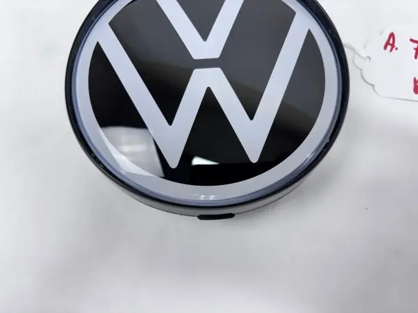 NICE 2021 2022 2023 2024 VW ID4 ID.4 FRONT OEM EMBLEM - Image 3