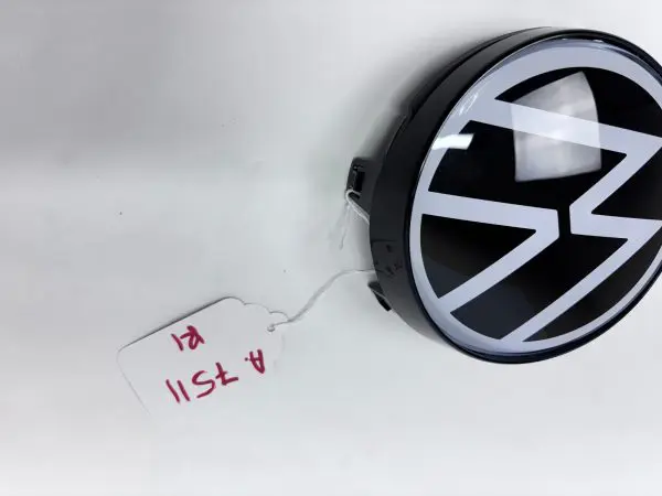 NICE 2021 2022 2023 2024 VW ID4 ID.4 FRONT OEM EMBLEM - Image 9