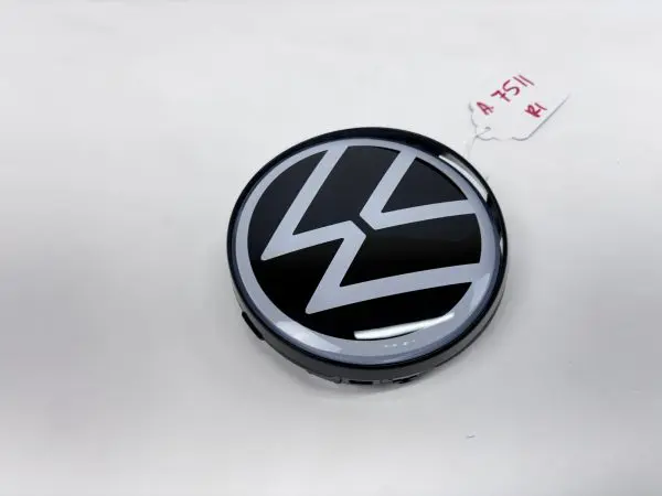 NICE 2021 2022 2023 2024 VW ID4 ID.4 FRONT OEM EMBLEM - Image 10