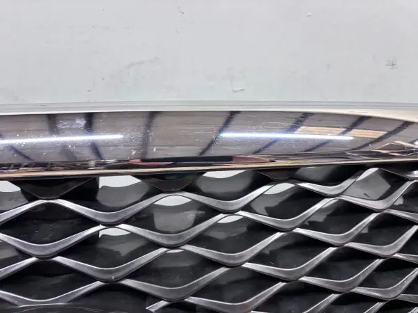 2015 2016 2017 INFINITI QX80 FRONT OEM GRILLE WITH CAMERA 623105ZA0A - Image 7