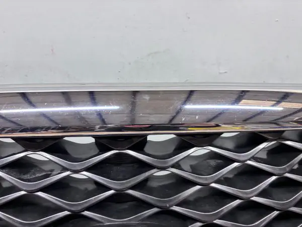 2015 2016 2017 INFINITI QX80 FRONT OEM GRILLE WITH CAMERA 623105ZA0A - Image 8