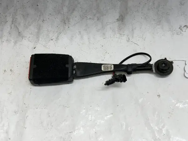 2016 2017 2018 2019 2020 2021 2022 CHEVY CAMARO FRONT RIGHT SEAT BELT BUCKLE