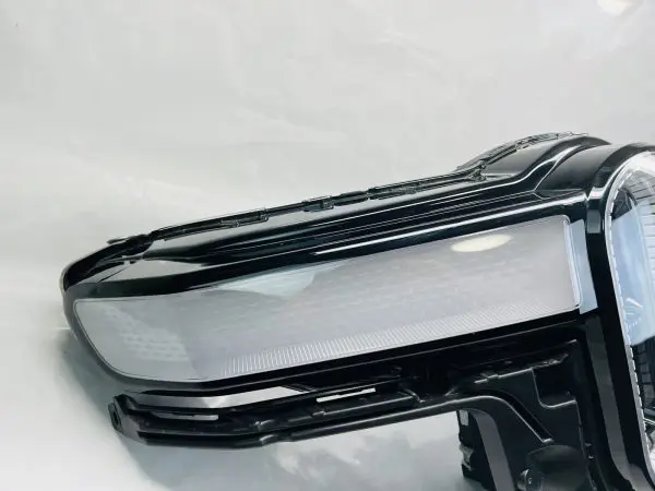 2021 2022 2023 RIVIAN R1T R1 T LED FRONT RIGHT OEM HEADLIGHT GMM92102010 - Image 9