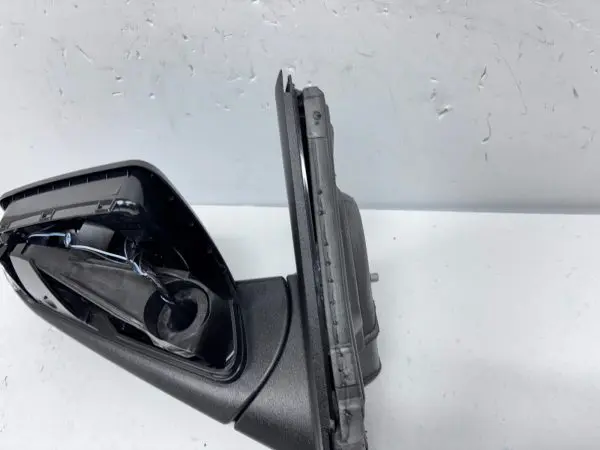 2018-2021 2022 2023 2024 CHEVY EQUINOX TURN SIGNAL BLIND SPOT RIGHT OEM MIRROR - Image 4