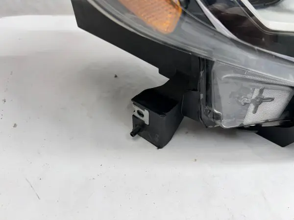 2017 2018 2019 2020 nissan rogue full led front right oem headlight - Image 12