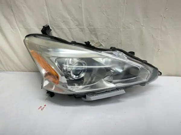 ALL TABS  2013 2014 2015 NISSAN ALTIMA HALOGEN FRONT RIGHT OEM HEADLIGHT