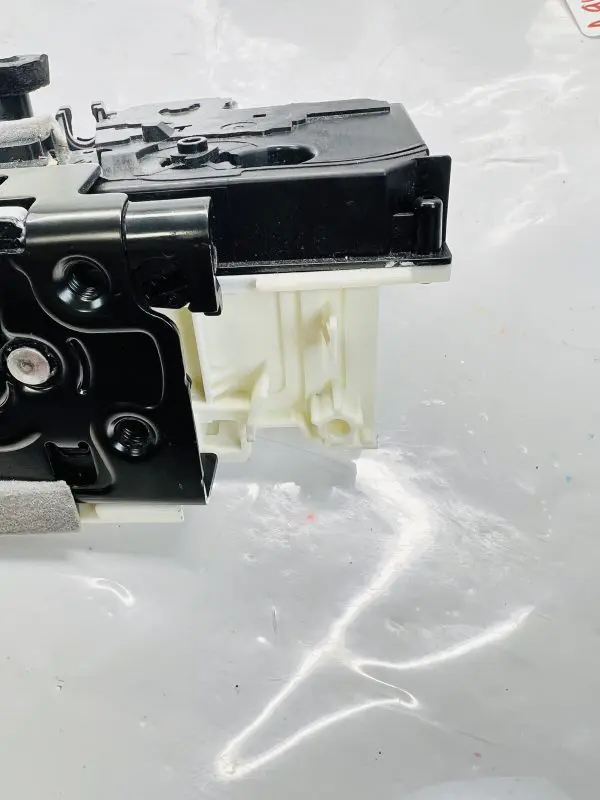 2019 2020 2021 2022 2023 AUDI A8 S8 REAR LEFT OEM DOOR LATCH LOCK GENUINE - Image 2