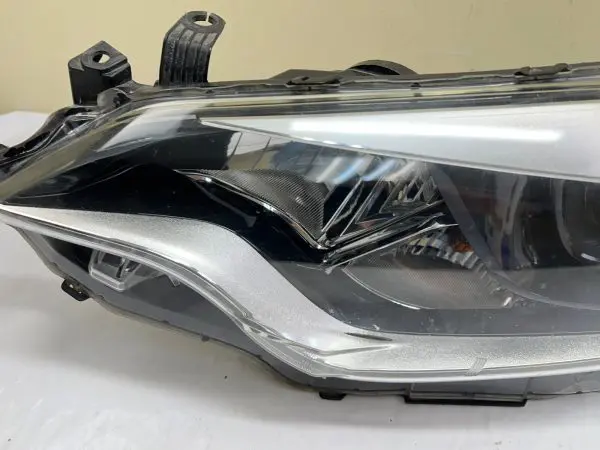 2014 2015 2016 TOYOTA COROLLA LED FRONT LEFT OEM HEADLIGHT - Image 10