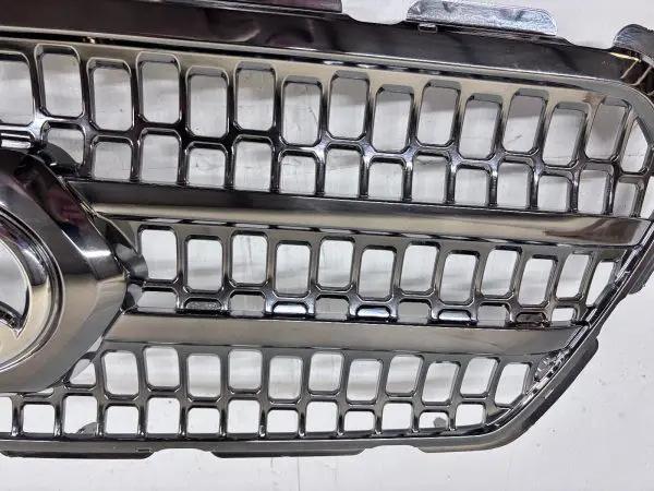 2016 2017 2018 2019 2020 2021 2022 TOYOTA TACOMA CHROME FRONT OEM GRILLE GENUINE - Image 11
