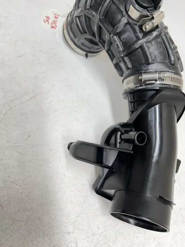16576-6CB0C  2019 2020 2021 2022 2023 NISSAN ALTIMA AIR INTAKE HOUSE GENUINE - Image 6