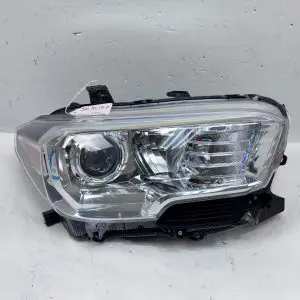 2016 2017 2018 2019 2020 2021 2022 TOYOTA TACOMA HALOGEN RIGHT OEM HEADLIGHT