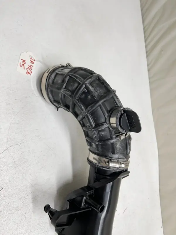 16576-6CB0C  2019 2020 2021 2022 2023 NISSAN ALTIMA AIR INTAKE HOUSE GENUINE - Image 8