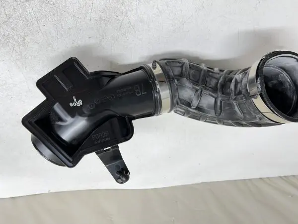 16576-6CB0C  2019 2020 2021 2022 2023 NISSAN ALTIMA AIR INTAKE HOUSE GENUINE - Image 12