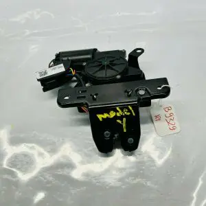 1500604-D3-A 2020 2021 2022 2023 TESLA MODEL Y LIFTGATE LATCH ACTURATOR OEM