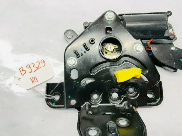 1500604-D3-A 2020 2021 2022 2023 TESLA MODEL Y LIFTGATE LATCH ACTURATOR OEM - Image 9