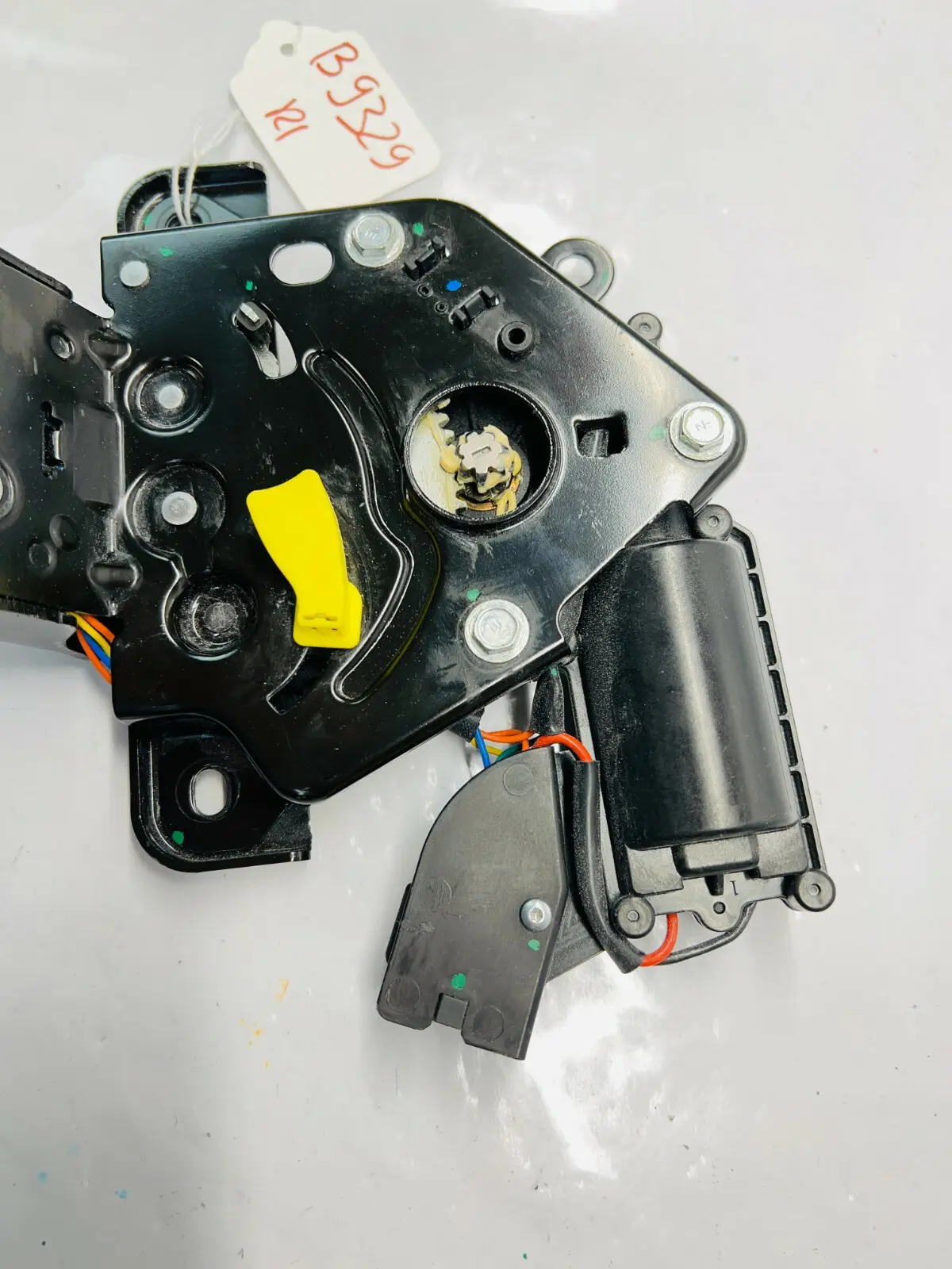 1500604-D3-A 2020 2021 2022 2023 TESLA MODEL Y LIFTGATE LATCH ACTURATOR OEM - Image 10