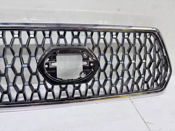 2016 2017 2018 2019-2022 TOYOTA TACOMA TRD CHROME AND TRIM OEM GRILLE GENUINE - Image 13