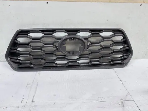 2016 2017 2018 2019 2020 2021 2022 2023 TOYOTA TACOMA FRONT OEM GRILLE GENUINE