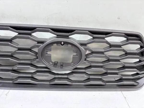 2016 2017 2018 2019 2020 2021 2022 2023 TOYOTA TACOMA FRONT OEM GRILLE GENUINE - Image 4