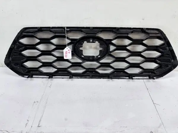 2016 2017 2018 2019 2020 2021 2022 2023 TOYOTA TACOMA FRONT OEM GRILLE GENUINE - Image 10