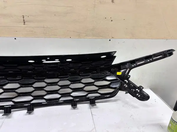 NICE 42769271  2024 2025 CHEVY TRAX CHROME FRONT OEM GRILLE GENUINE - Image 14