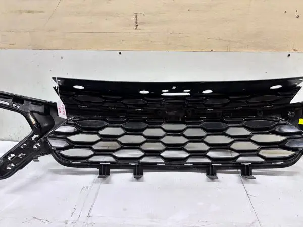 NICE 42769271  2024 2025 CHEVY TRAX CHROME FRONT OEM GRILLE GENUINE - Image 15