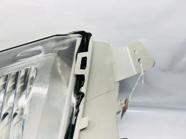 🌟 2016 2017 2018 2019 FORD EXPLORER LED FRONT LEFT OEM FOG LIGHT DRIVING LIGHT - Image 3