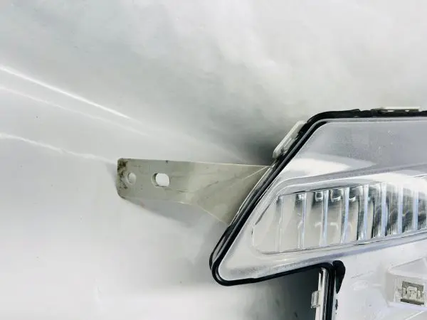 🌟 2016 2017 2018 2019 FORD EXPLORER LED FRONT LEFT OEM FOG LIGHT DRIVING LIGHT - Image 9