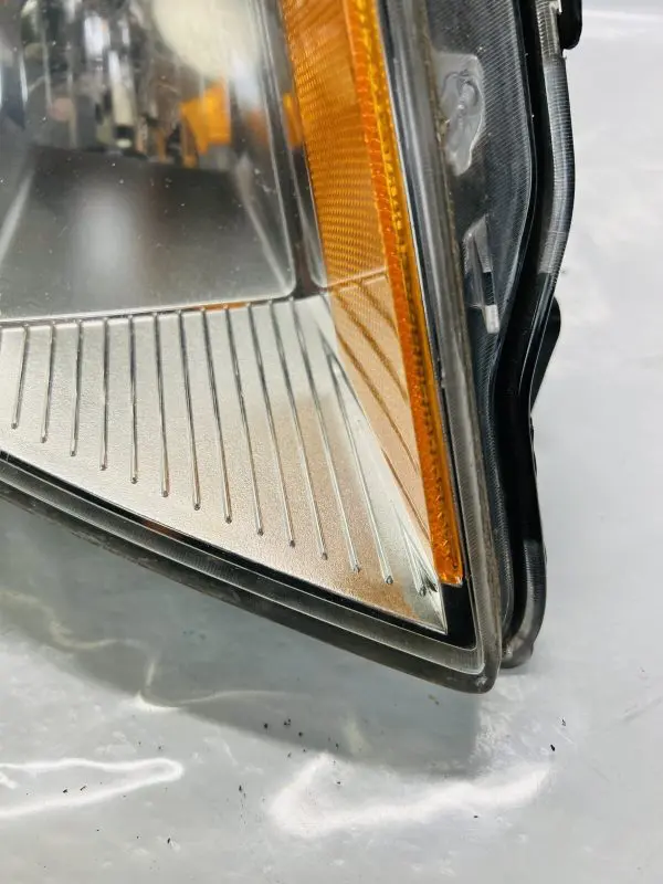 TABS 2010 2011 2012 2013 2014 2015 2016 CADILLAC SRX HALOGEN RIGHT OEM HEADLIGHT - Image 2